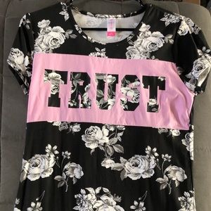 Black and White Short Sleeve Trust Shirt